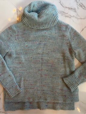 Banana Republic Speckled Light Blue Turtleneck Sweater